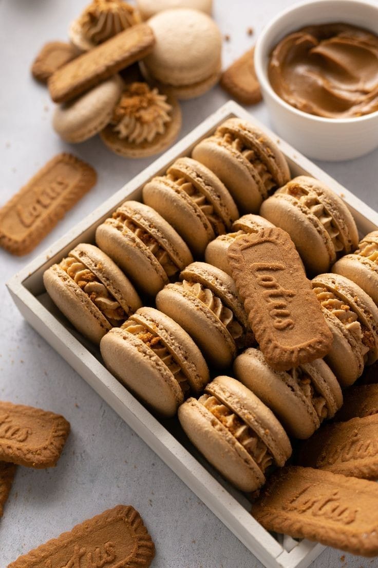 Macarons Lotus